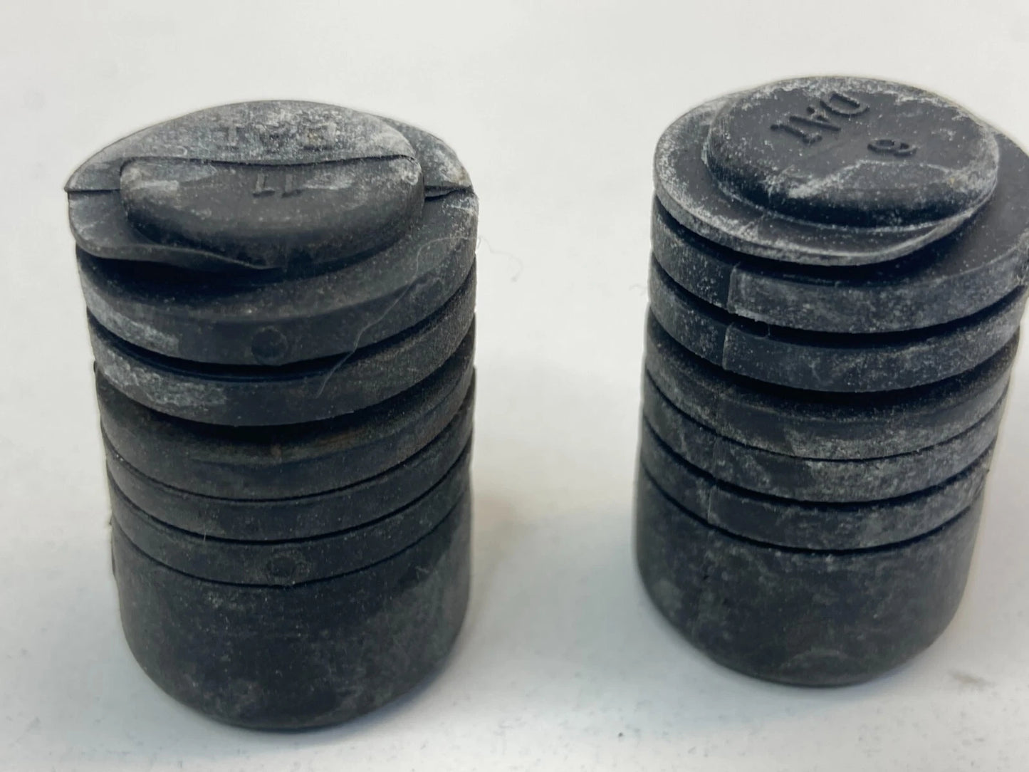 2005-2015 HYUNDAI TUCSON FRONT HOOD RUBBER CUSHION BUFFER STOPPER BUMPER SET OEM
