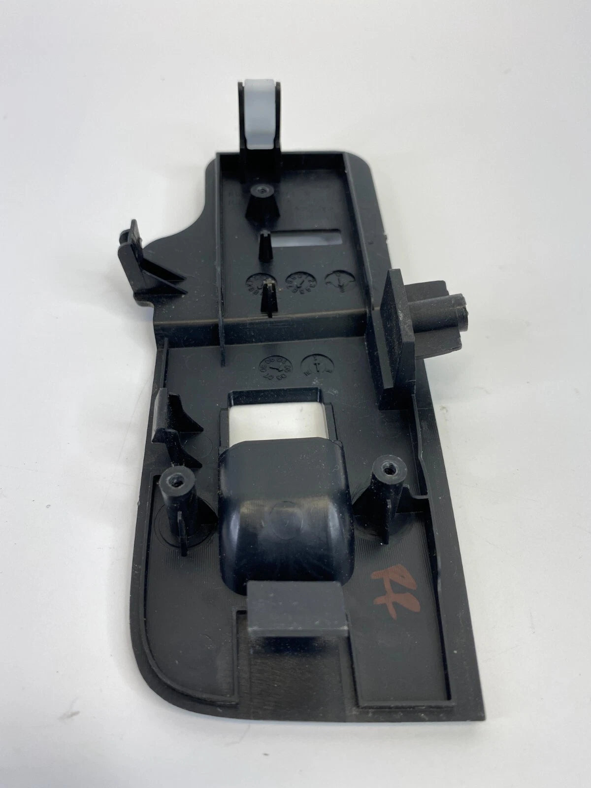 2004-2008 ACURA TL REAR RIGHT WINDOW SWITCH COVER BEZEL TRIM 83700-SEPA-A010 OEM