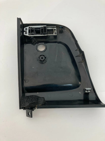 2007 2008 HYUNDAI ENTOURAGE REAR RIGHT SIDE SLIDING DOOR HANDLE BEZEL TRIM OEM