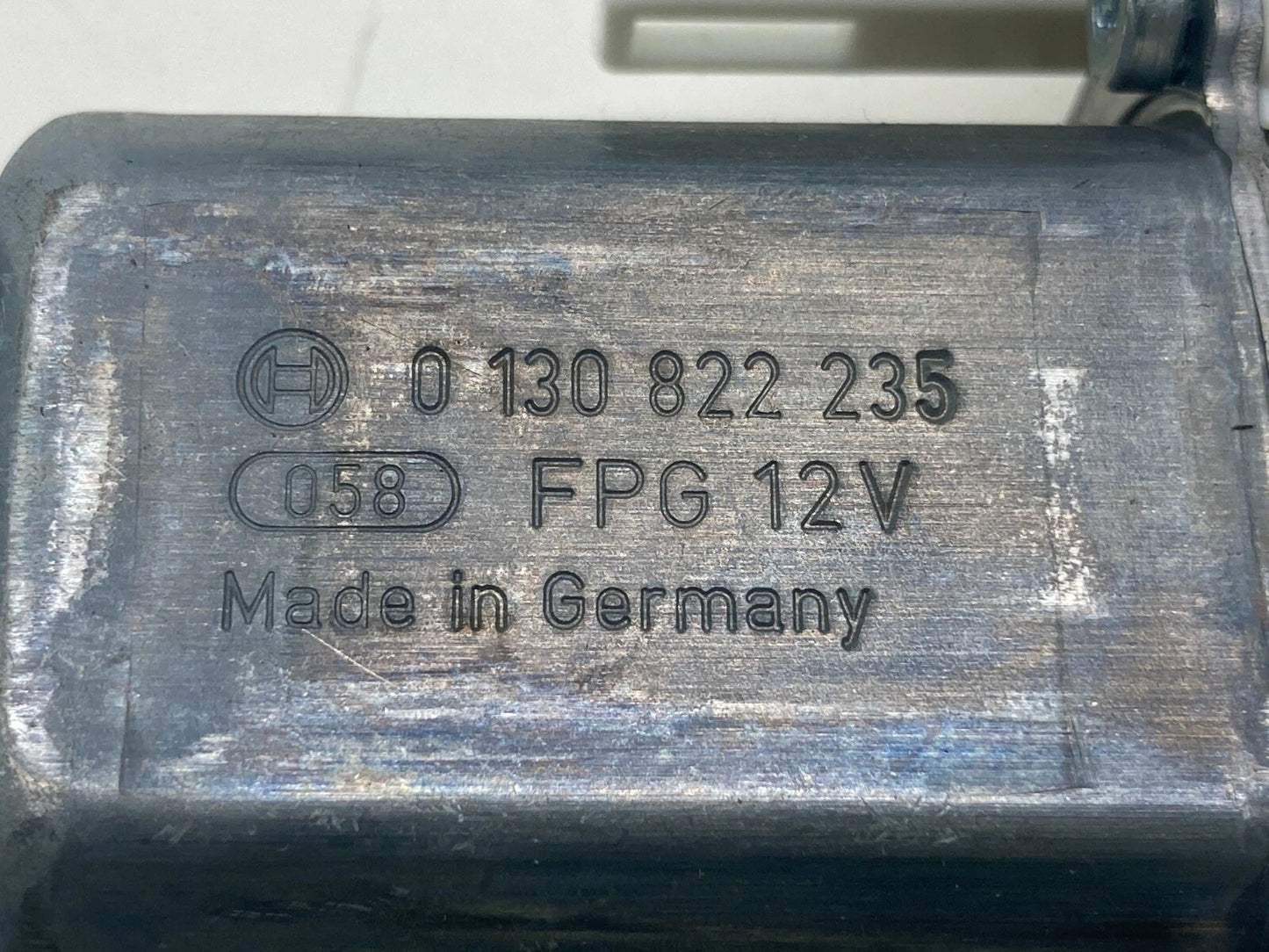 2005 2006 2007 FORD FREESTYLE REAR RIGHT SIDE DOOR WINDOW MOTOR 0130822235 OEM