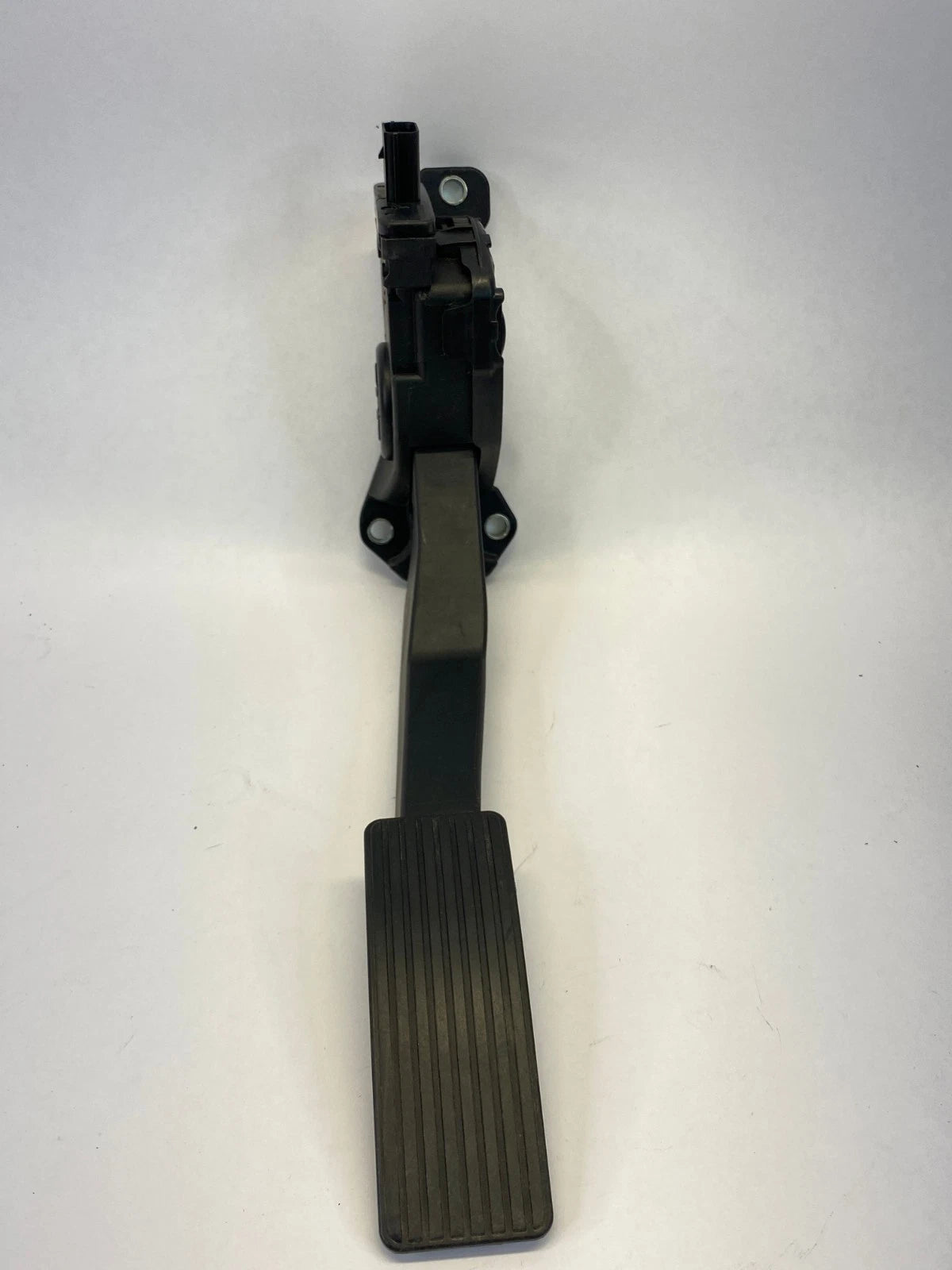 2009-2012 FORD ESCAPE ACCELERATOR PEDAL ASSEMBLY FRONT OEM FACTORY 9L8A-9F836-AB