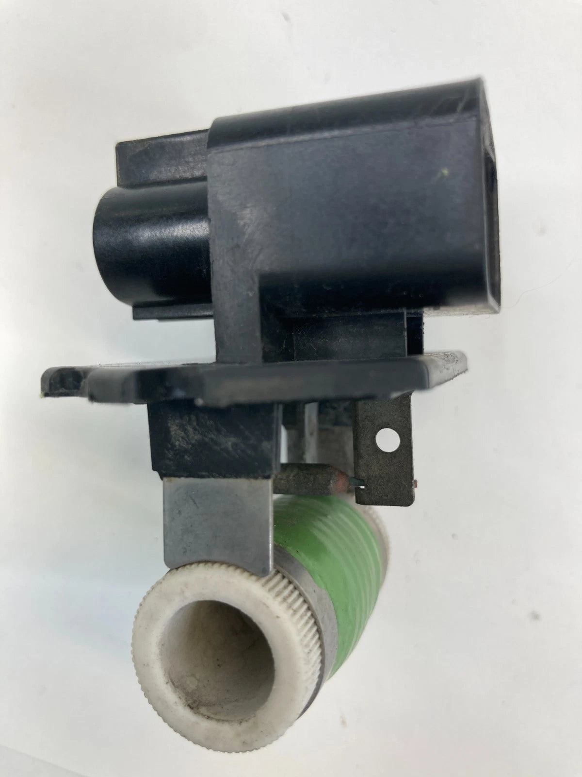 2015-2017 Kia Rio 1.6L L4 Engine Radiator Cooling Fan Resistor OEM