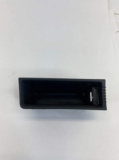 09-17 VOLKSWAGEN CC CENTER CONSOLE INSERT ASHTRAY ASH TRAY 3C0-863-077 OEM