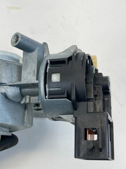 2010-2013 MAZDA 3 MAZDA3 2.0 SEDAN AT IGNITION SWITCH LOCK CYLINDER & KEY OEM