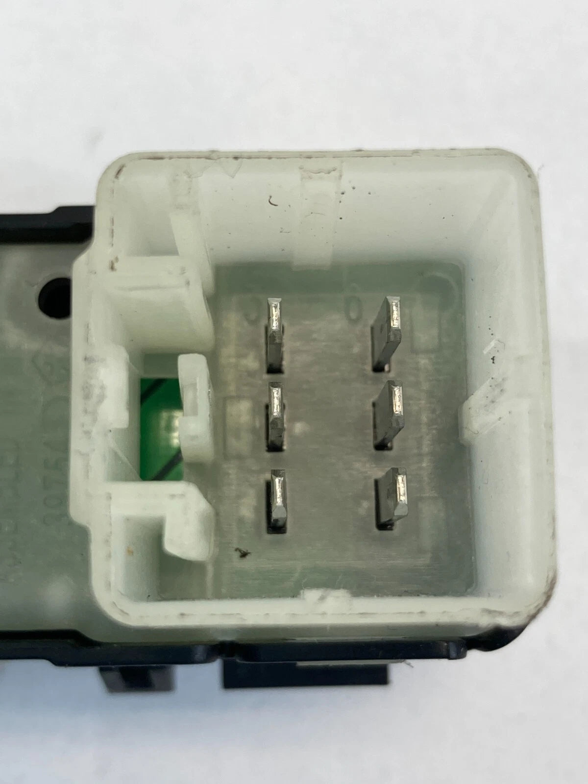 2007-2010 CHRYSLER SEBRING REAR RIGHT SIDE DOOR WINDOW CONTROL SWITCH 4602787AA