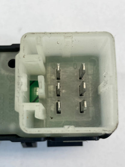 2007-2010 CHRYSLER SEBRING REAR RIGHT SIDE DOOR WINDOW CONTROL SWITCH 4602787AA
