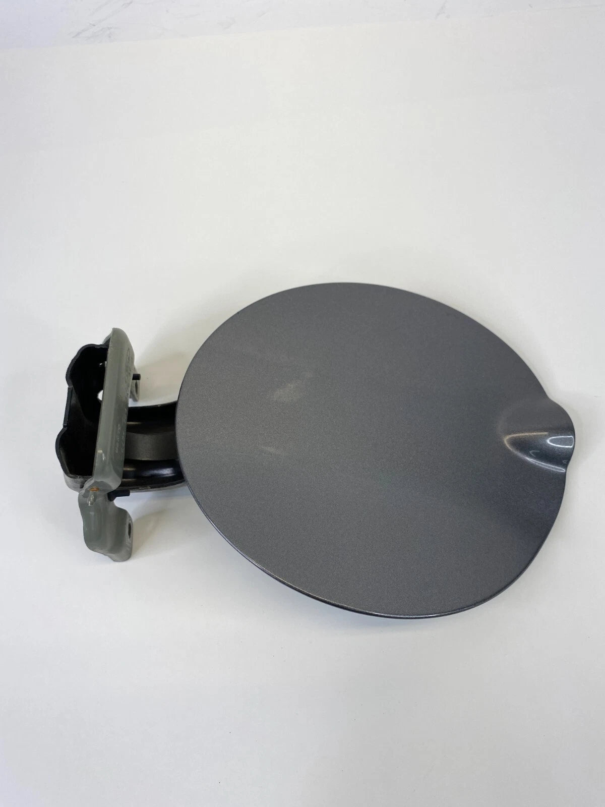 2008-2012 FORD ESCAPE FUEL FILLER TANK DOOR GAS LID COVER 8L84-78405A26-AG OEM