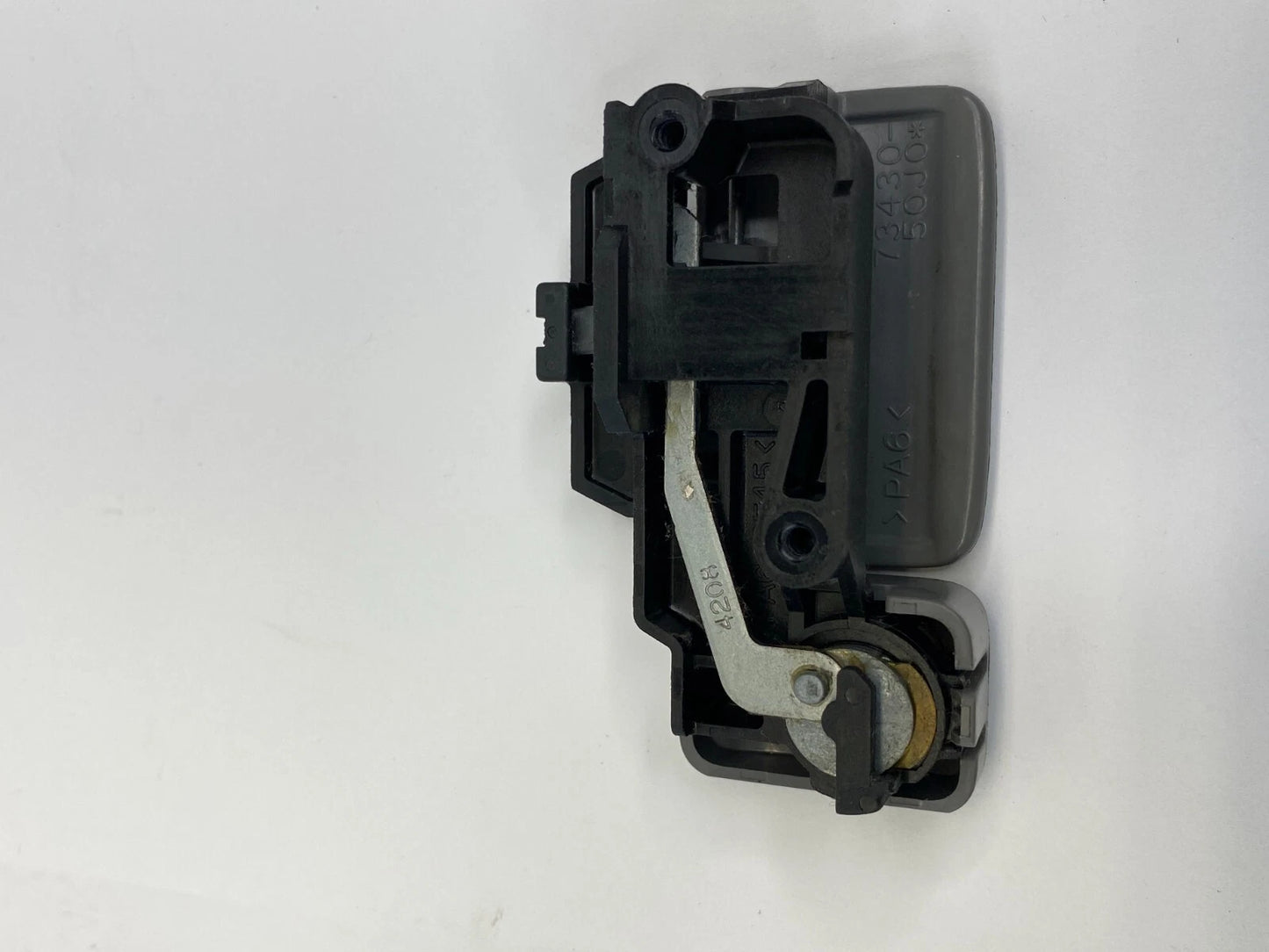 2003-2005 SUZUKI GRAND VITARA GLOVE BOX STORAGE LOCK LATCH HANDLE 73430-50J0 OEM