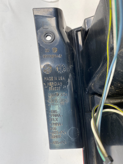 2008 2009 2010 Chrysler Town & Country Rear Left Tail Light Taillight 05113201AB