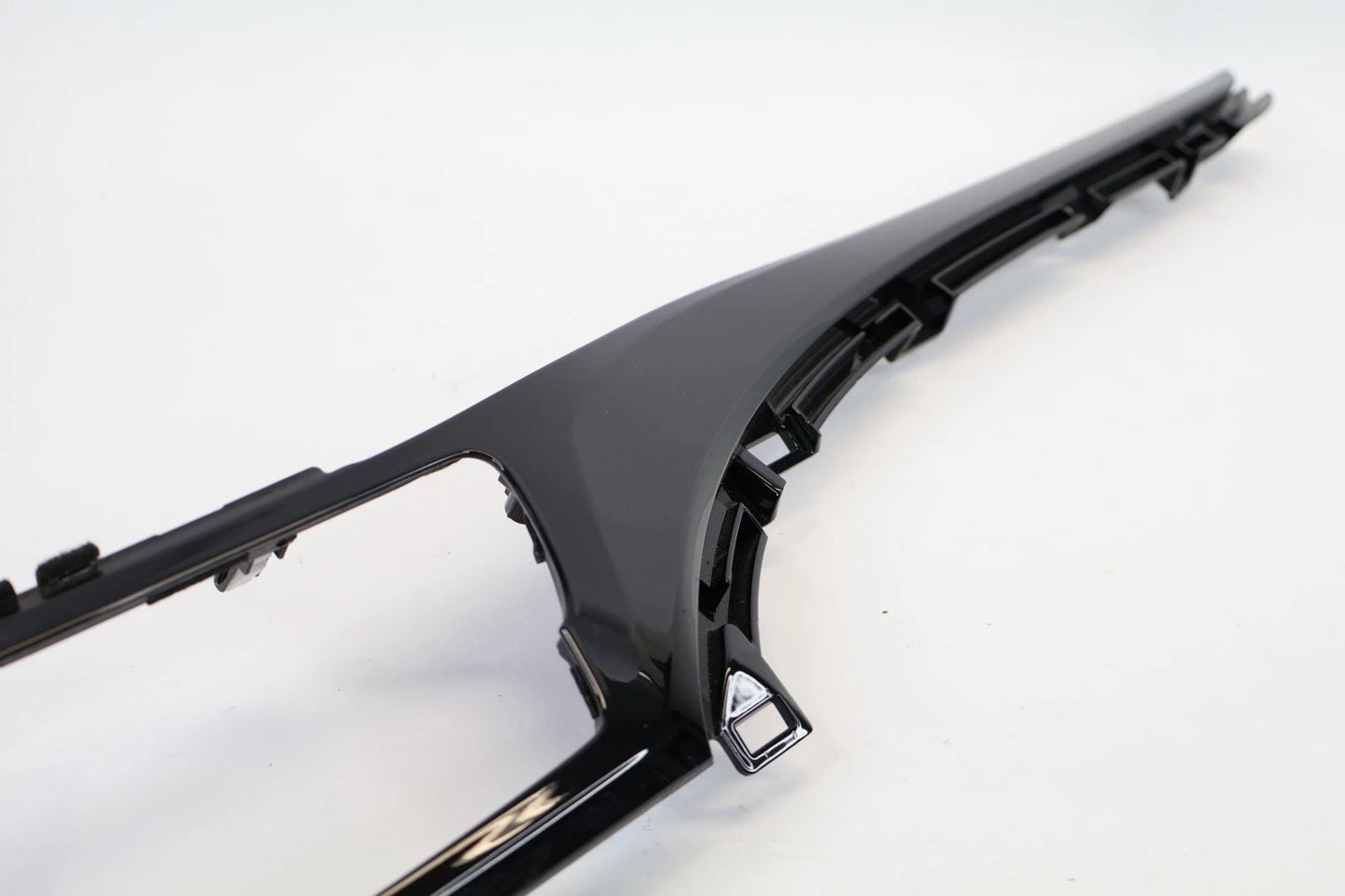2016-2022 HONDA PILOT DASH UPPER CENTER TRIM BEZEL MOLDING COVER PANEL OEM