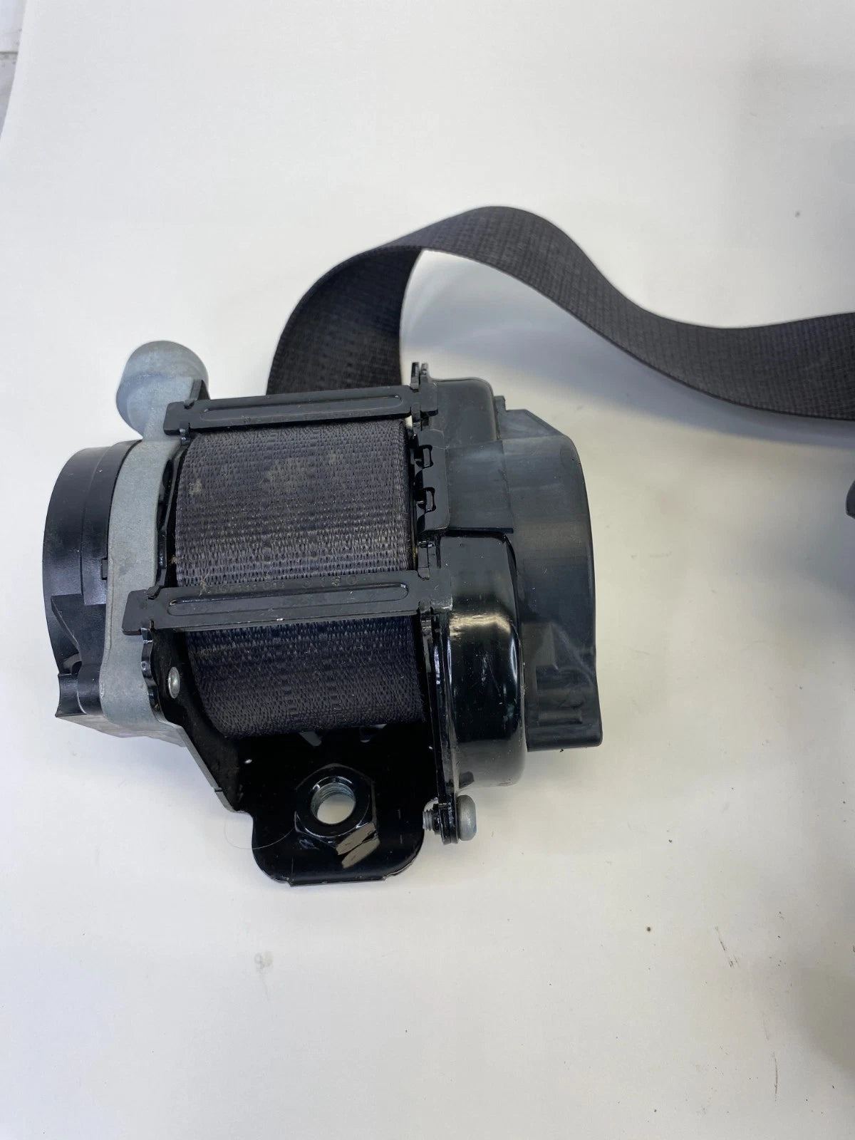 2013 2014 2015 DODGE DART FRONT RIGHT PASSENGER SEAT BELT RETRACTOR P1SV72DX9AD