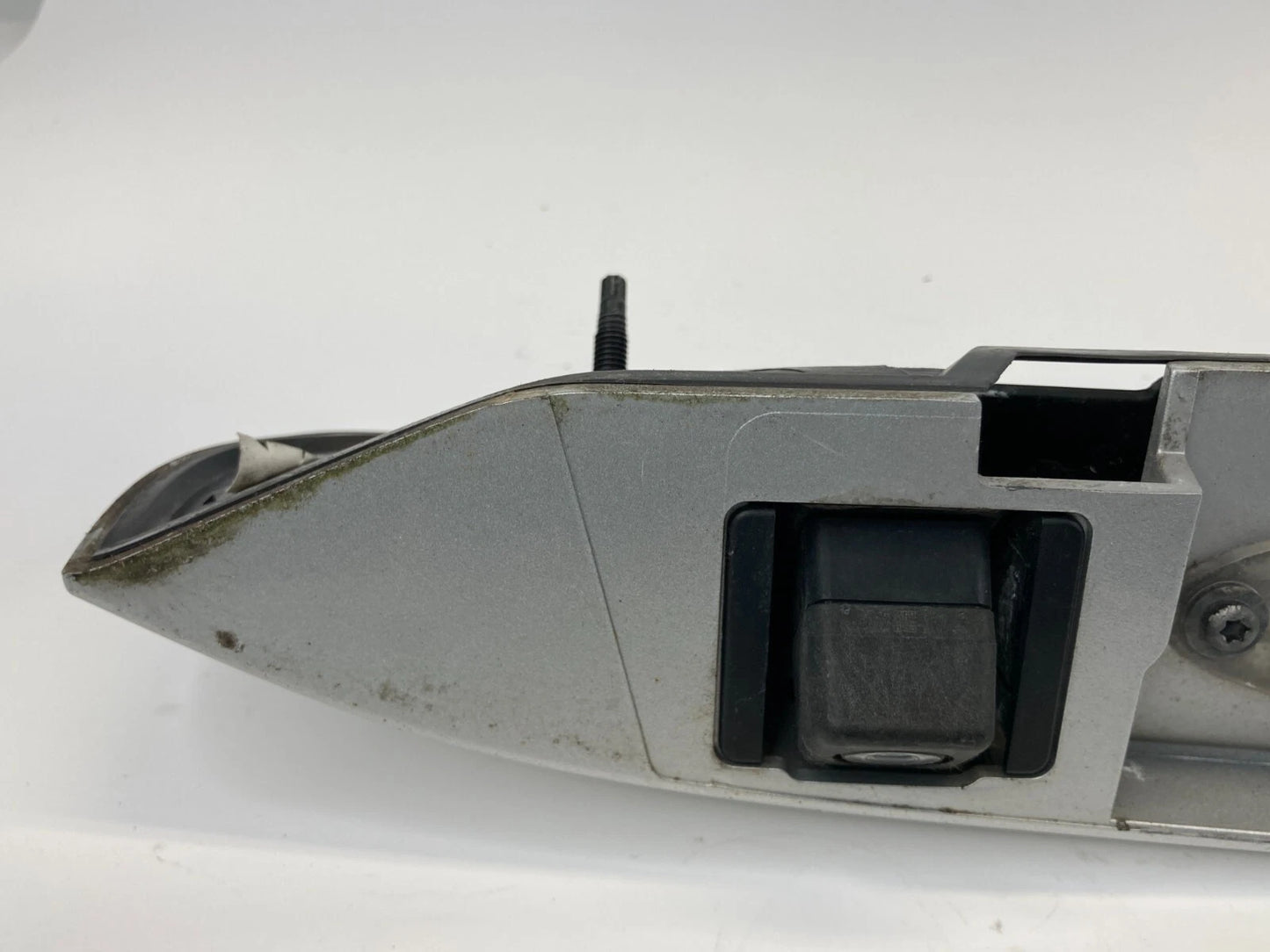 08-17 BUICK ENCLAVE LIFTGATE TRUNK LICENSE FINISH PANEL MOLDING W/ CAMERA OEM