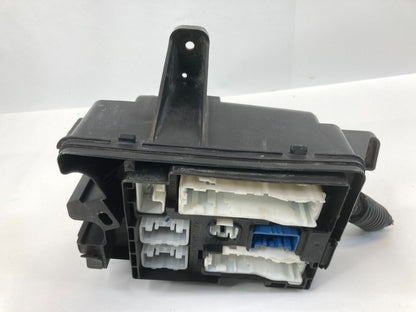 2007 07 Toyota Tundra 5.7L Fuse Relay Box Right Block Connector Holder OEM