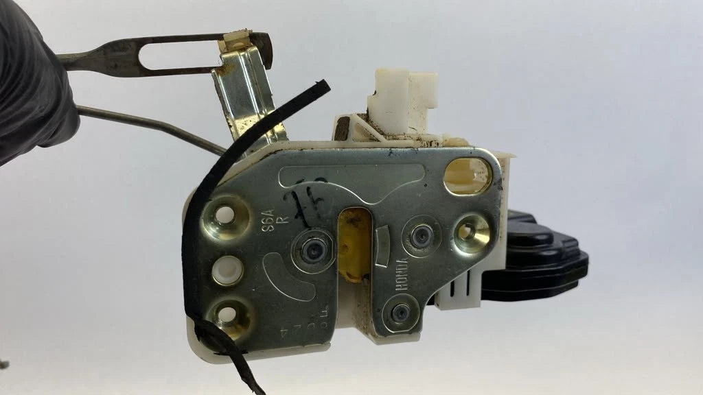 2003-2008 HONDA PILOT FRONT RIGHT SIDE DOOR POWER LOCK LATCH ACTUATOR ASSY