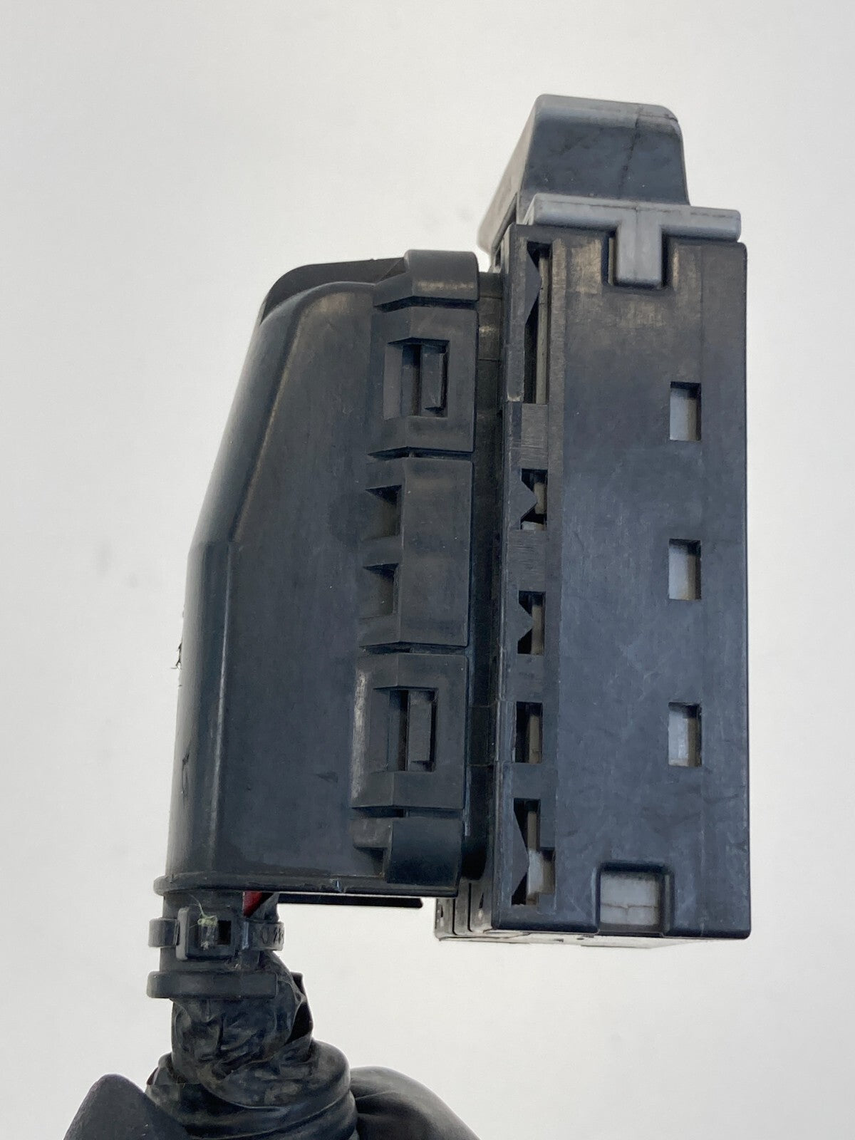 2009-2011 Honda Fit 1.5L L4 A/T FWD ABS Anti Lock Brake Pump Plug Wire Connector