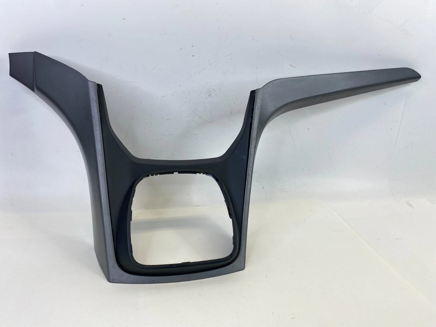 2013-2016 FORD ESCAPE DASH INSTRUMENT PANEL RADIO BEZEL TRIM CJ54-S044C74 OEM