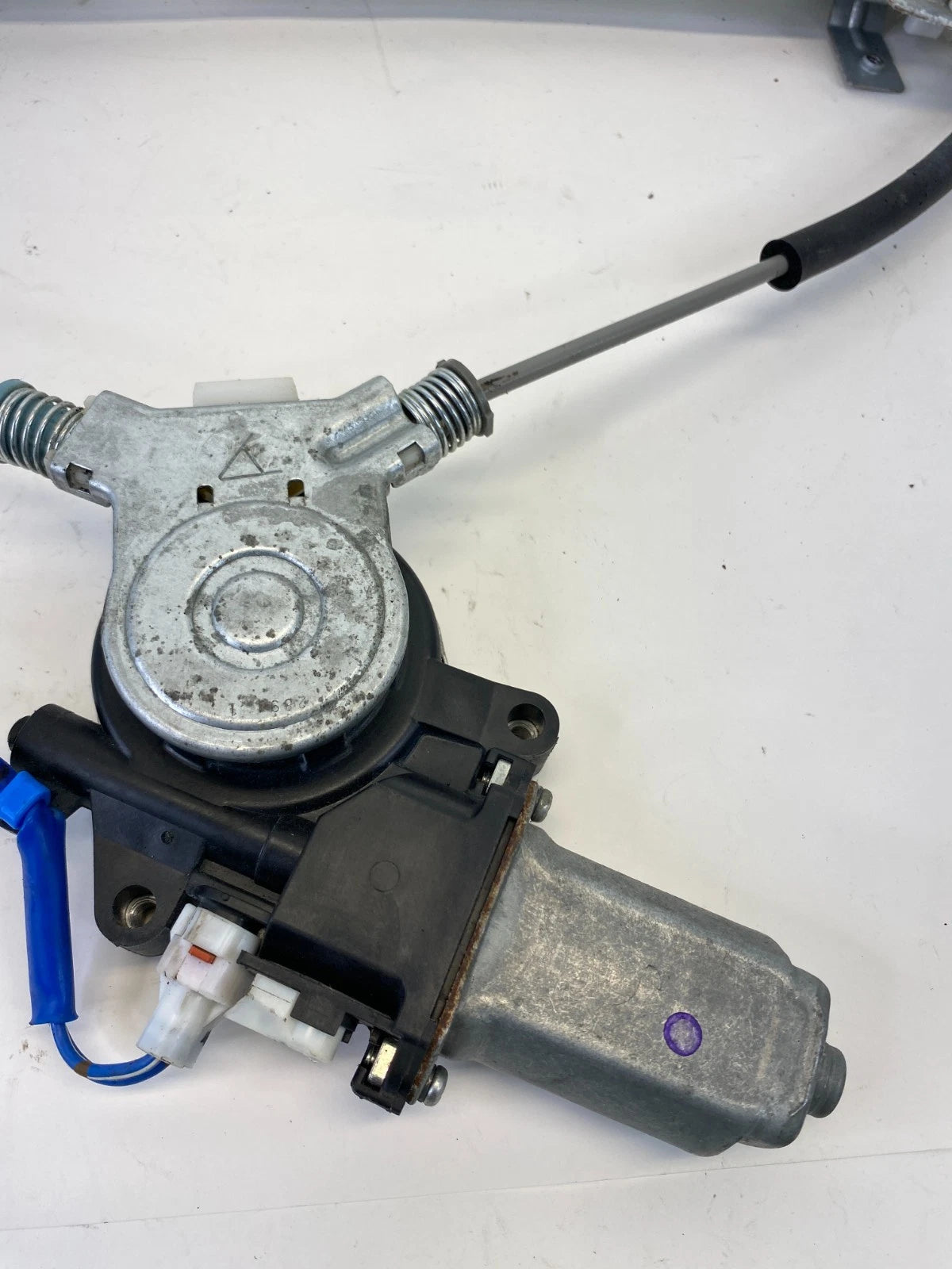 2003-2008 HONDA PILOT FRONT RIGHT PASSENGER DOOR WINDOW REGULATOR MOTOR RH OEM