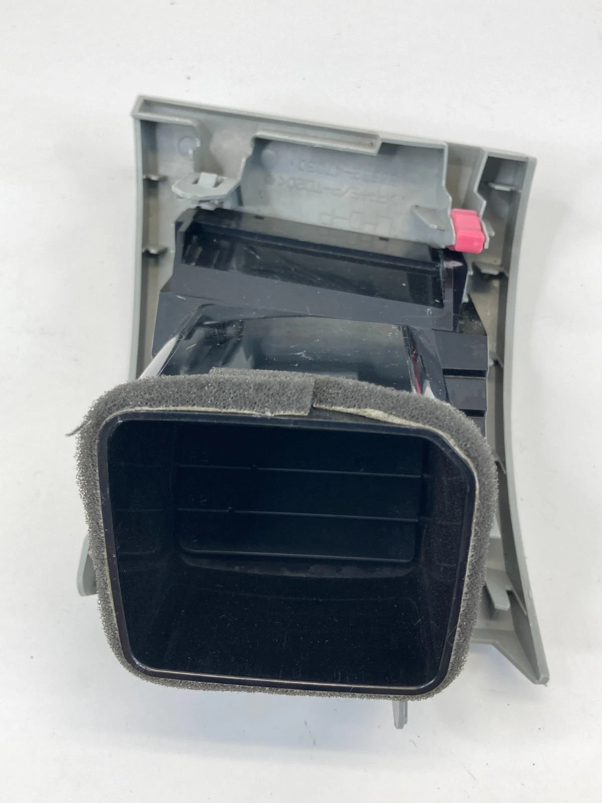 2010-2015 TOYOTA PRIUS DASH AC VENT GRILLE OUTLET PANEL FRONT RH OEM 55662-47030