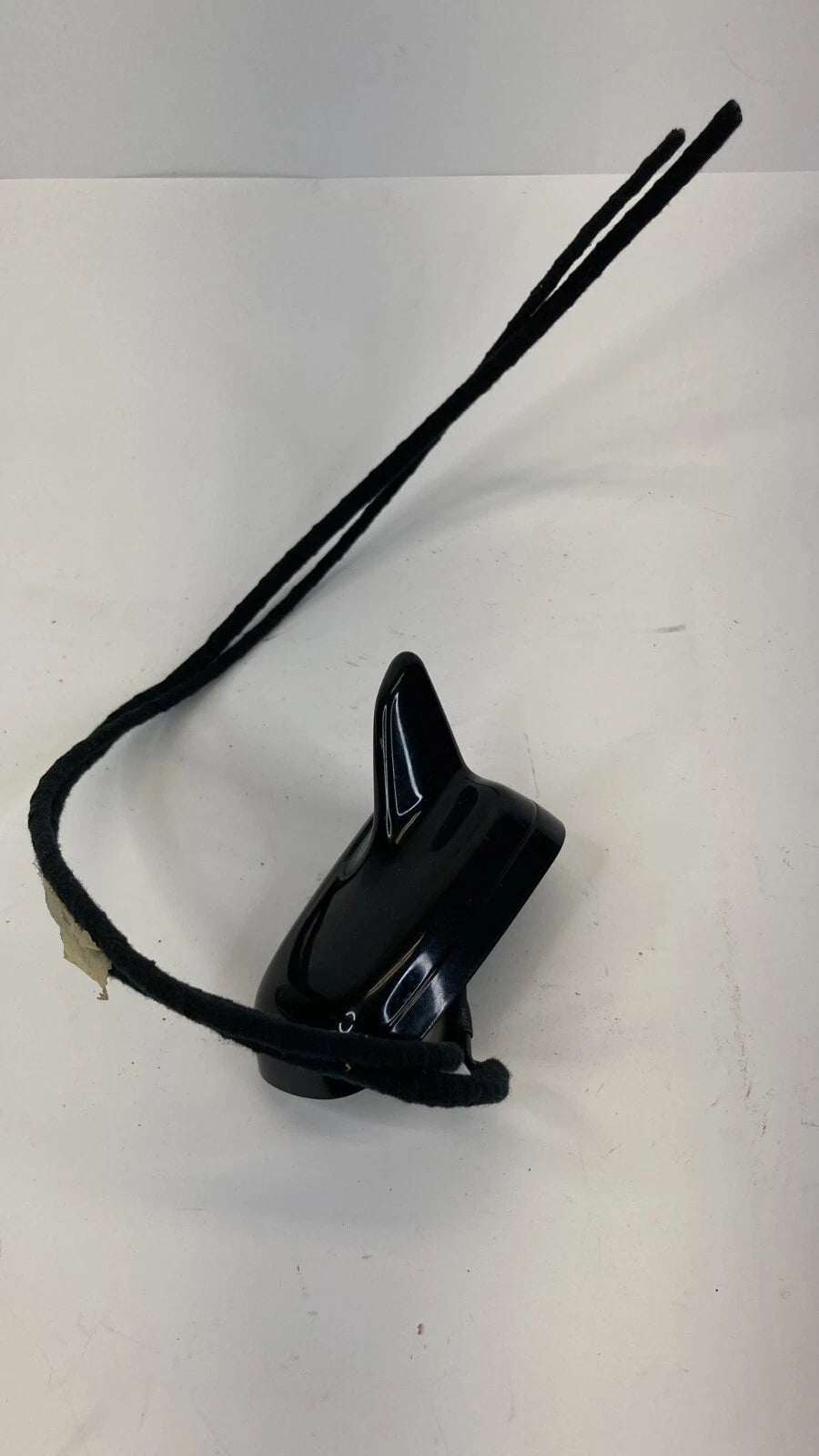 2007-2011 AUDI A6 ROOF MOUNT SHARK FIN ANTENNA SATELLITE ASSEMBLY OEM