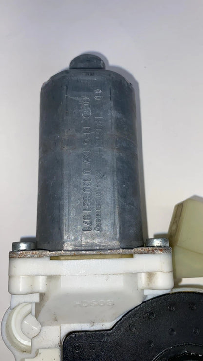 2003-2006 MERCEDES-BENZ E500 03-09 E320 FRONT RIGHT WINDOW MOTOR 2118203042 OEM