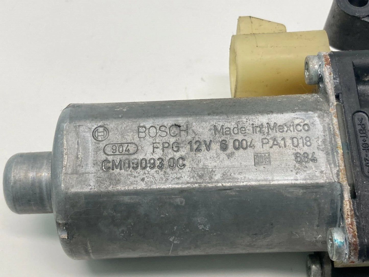 2003-2007 SATURN VUE REAR RIGHT BACK SIDE POWER WINDOW MOTOR CM090930C OEM
