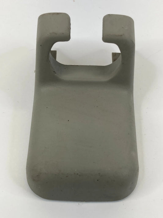 2004-2009 TOYOTA PRIUS FRONT LEFT SEAT BACK TRACK END COVER CAP TRIM 72137-47030