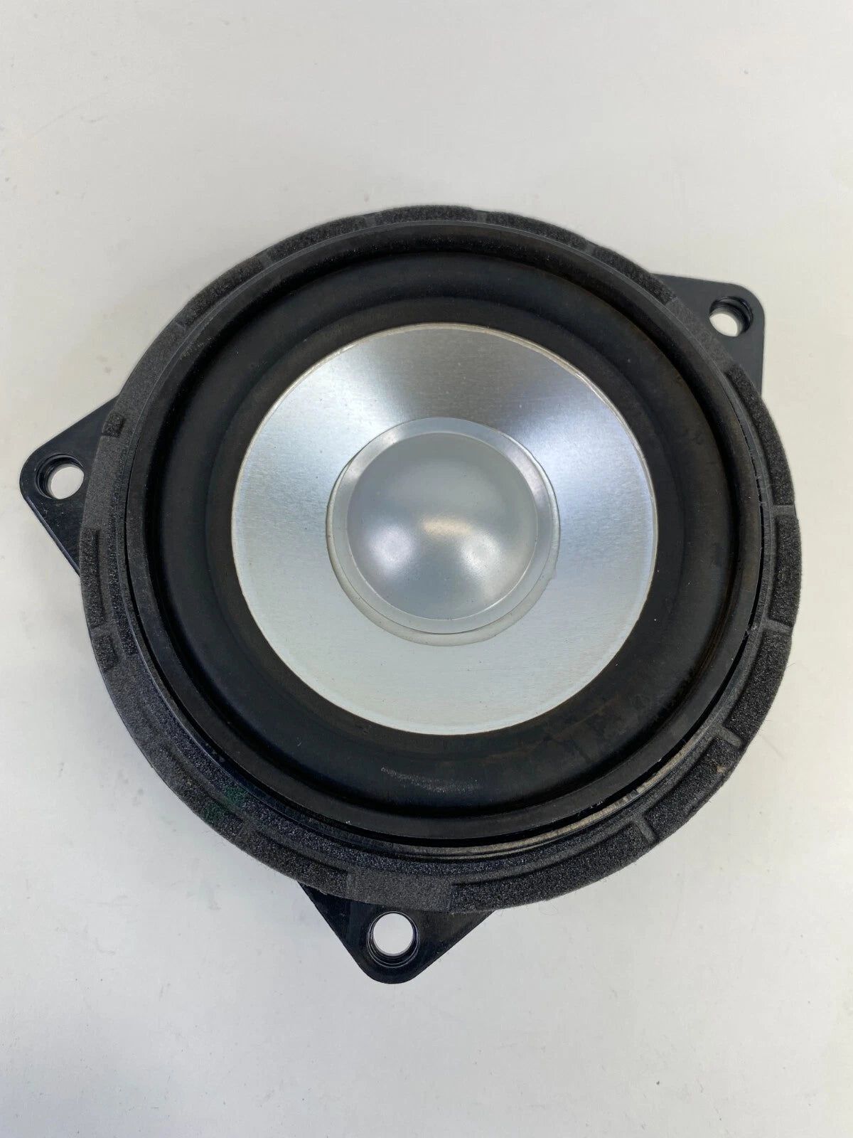 2006 BMW 330XI SEDAN REAR LEFT DOOR AUDIO SPEAKER SOUND 65136922215 OEM