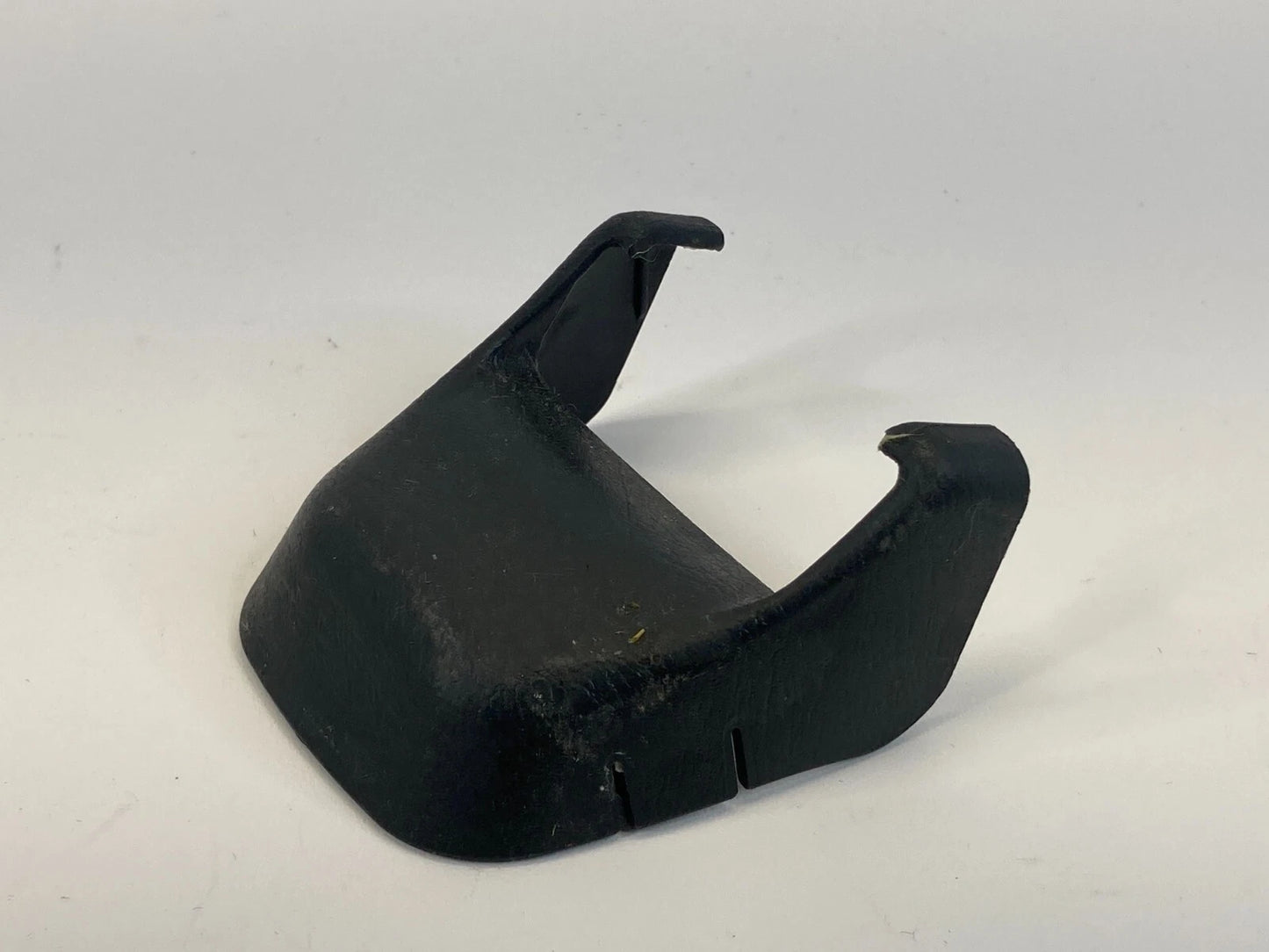 99-03 LEXUS RX300 FRONT LEFT DRIVER SIDE SEAT TRACK END COVER TRIM 72123-48020