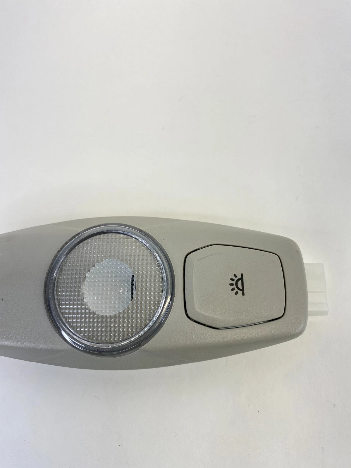 2013-2016 FORD FUSION ROOF REAR LEFT OR RIGHT OVERHEAD DOME READING LIGHT LAMP