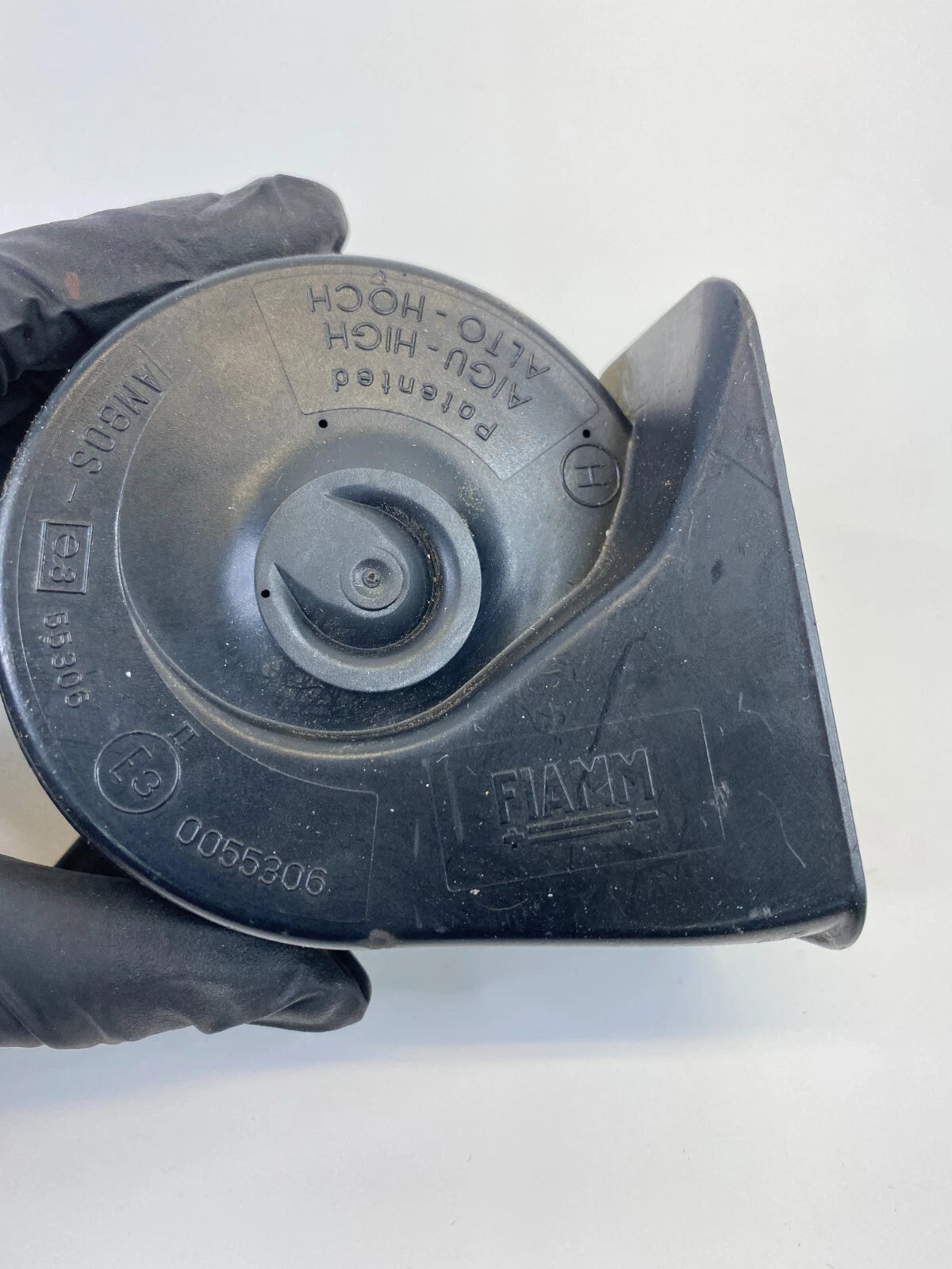 2003-2009 RANGE ROVER HIGH NOTE ALARM SIGNAL HORN ASSEMBLY E355306 OEM
