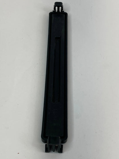2006-2011 HYUNDAI ACCENT SEDAN AIR CONDITIONER FILTER COVER TRIM OEM