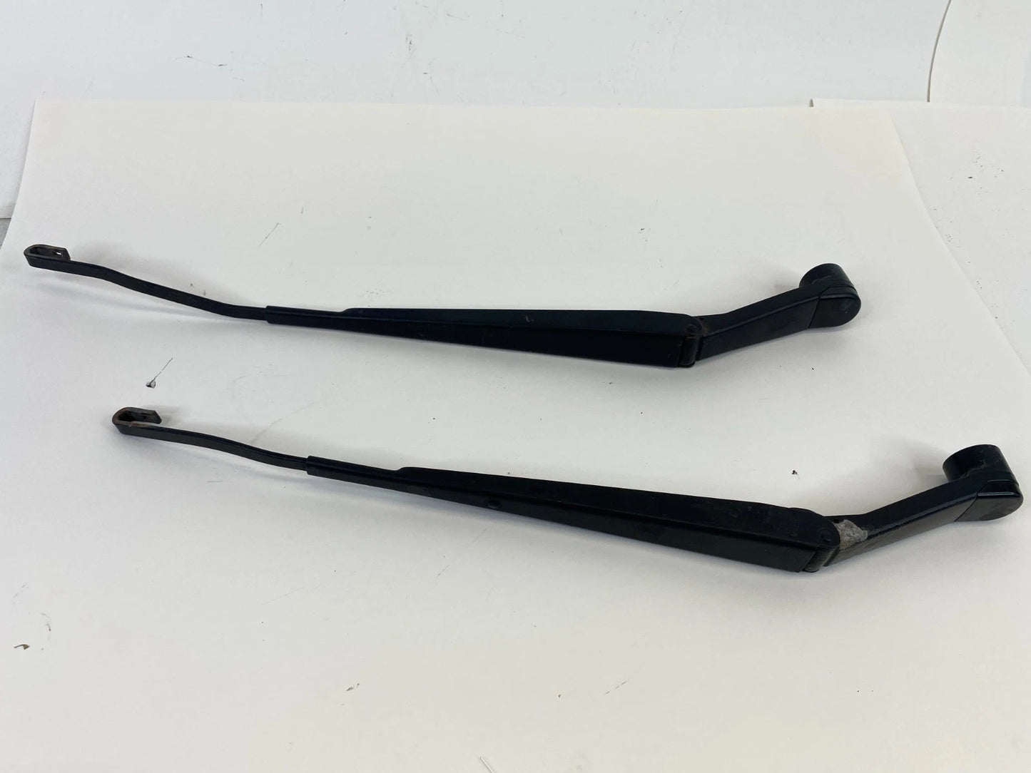 2008-2015 SCION XB FRONT LEFT & RIGHT WINDSHIELD WIPER ARM OEM