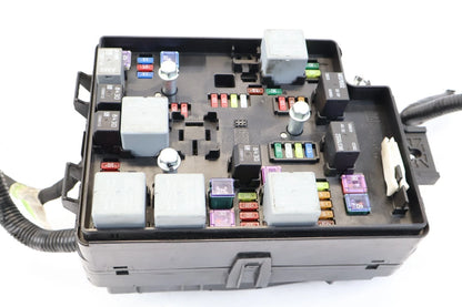 2012-2016 CHEVROLET SONIC FRONT ENGINE FUSE RELAY BOX COMPARTMENT 95383529