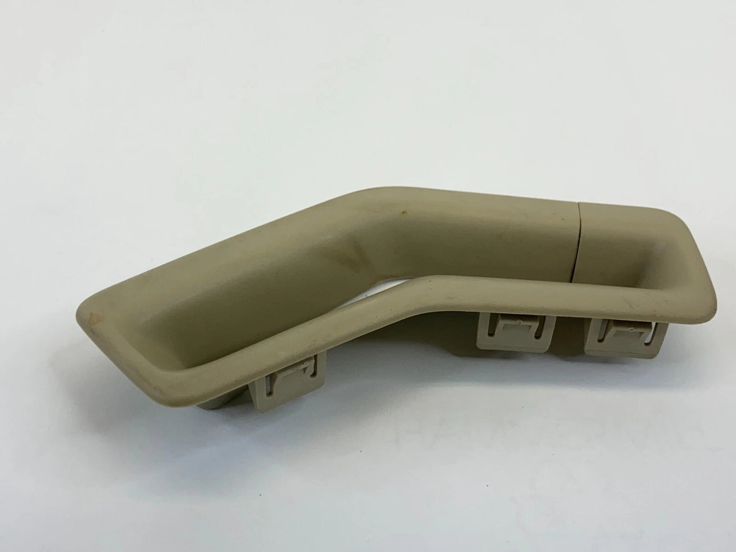 2008-2016 VOLVO XC70 CENTER PILLAR LEFT SIDE SEAT BELT GUIDE COVER TRIM OEM