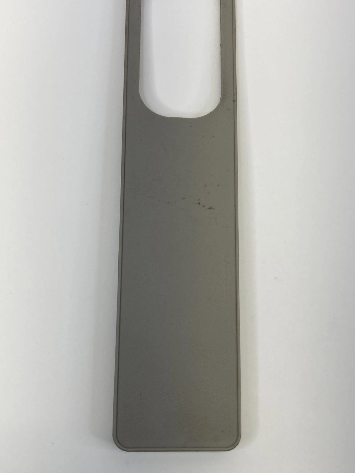 2005-2007 CHRYSLER 300 FRONT RIGHT UPPER B-PILLAR SLIDE COVER TRIM 1048701TRMA