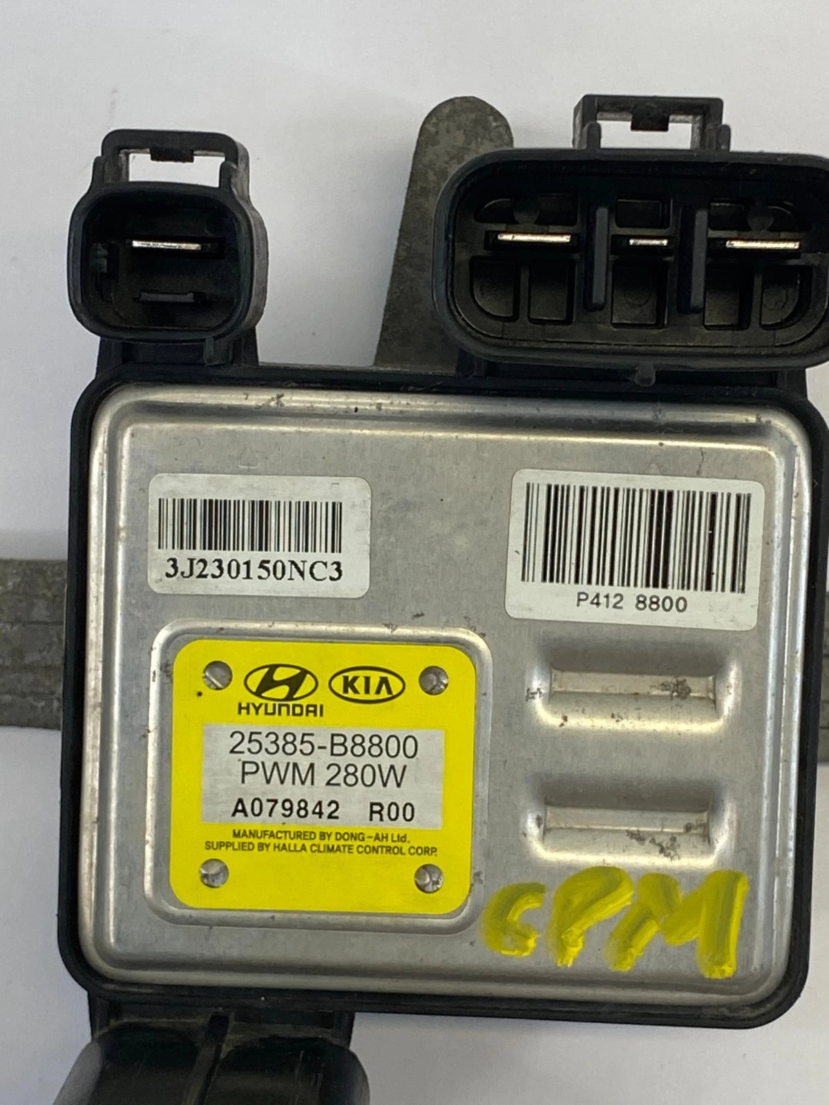 2014 2015 KIA SORENTO ENGINE COOLING FAN RESISTOR CONTROL MODULE 25385-B8800 OEM