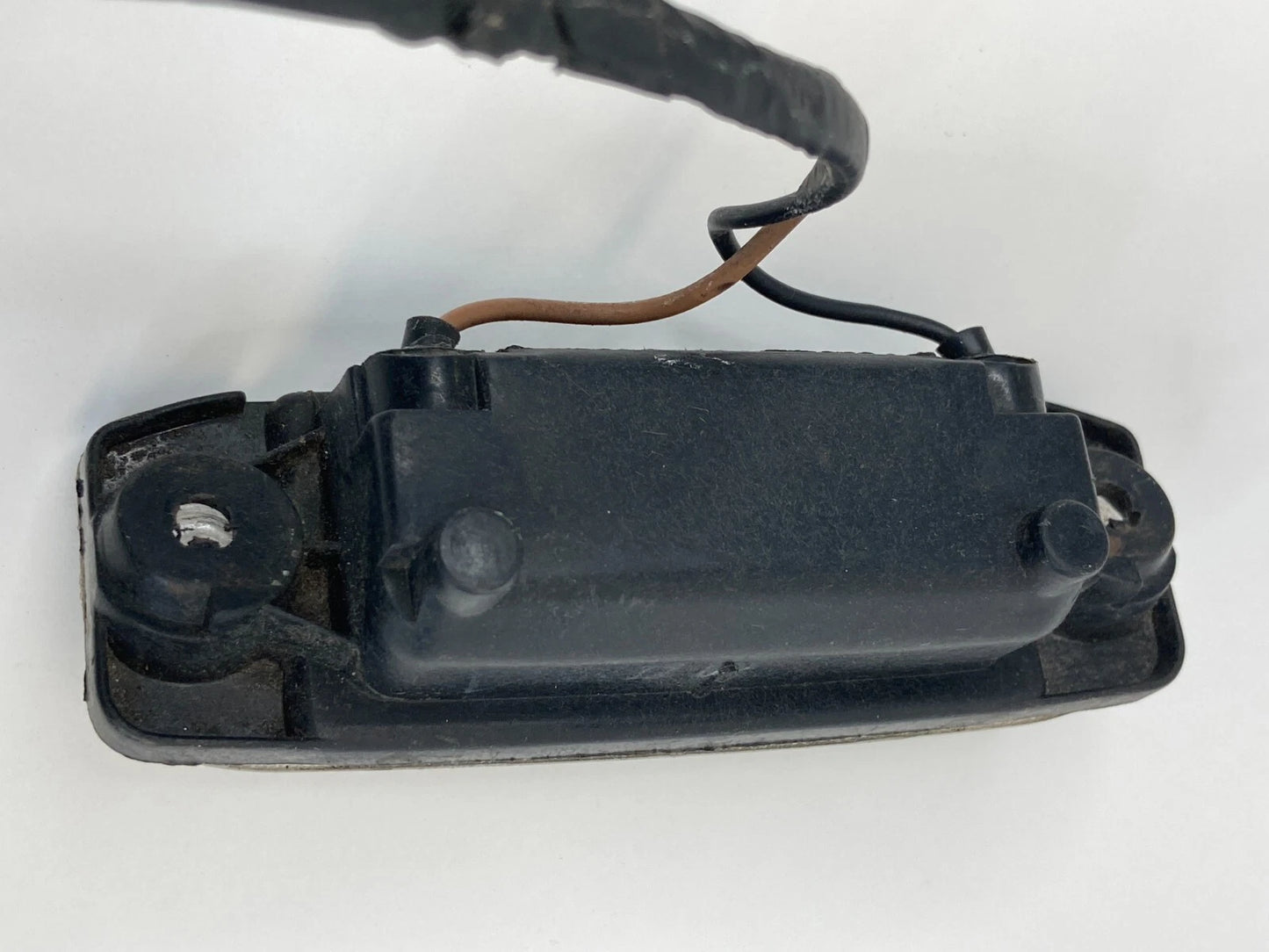 2006-2011 HYUNDAI ACCENT SEDAN LEFT & RIGHT LICENSE PLATE LIGHT LAMP OEM