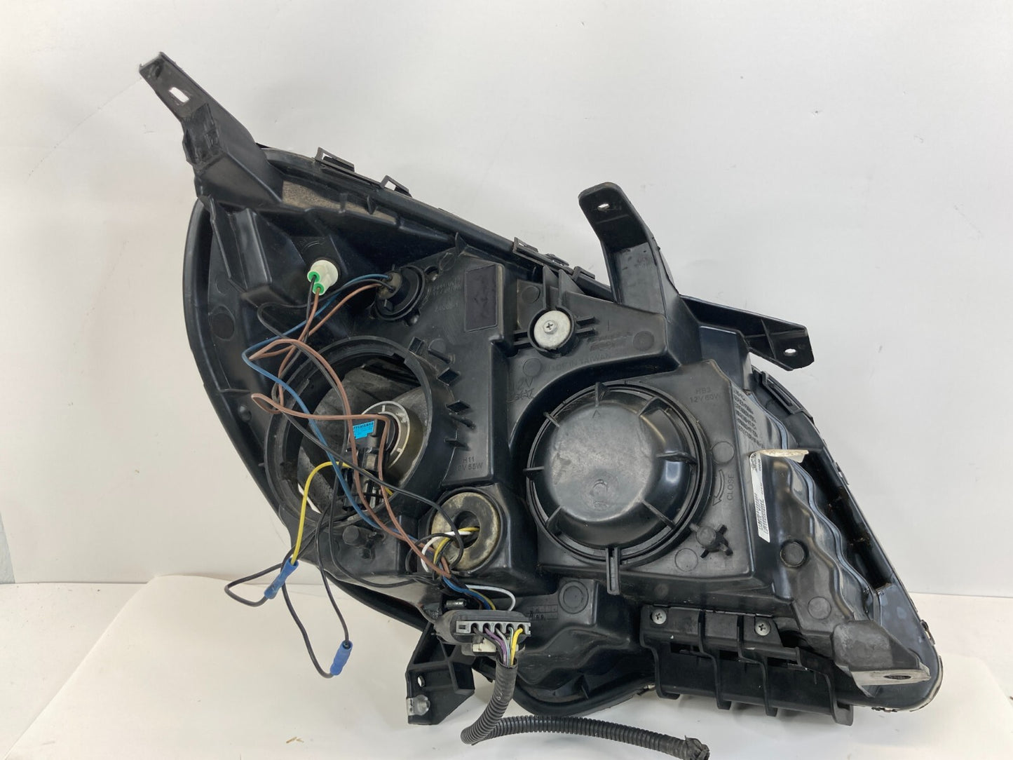 2010-2015 Chevrolet Equinox Left Driver Headlight Headlamp Halogen Assy OEM