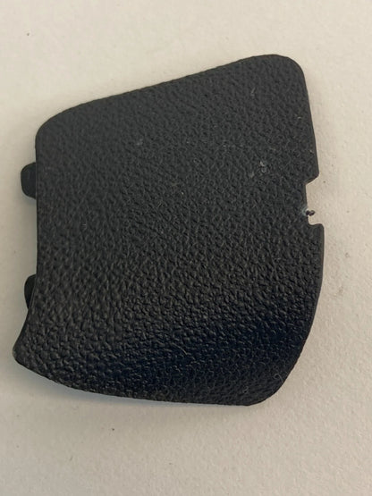 2010 2011 KIA SOUL LEFT SIDE STEERING COLUMN COVER TRIM CAP 56190-2K000 OEM