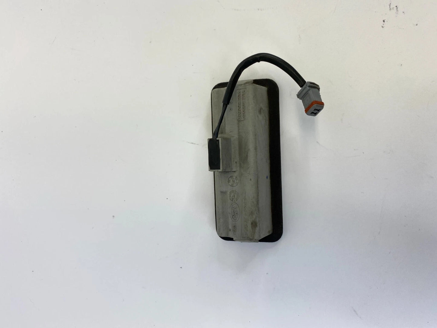 2006-2009 RANGE ROVER SPORT REAR TRUNK TAILIGATE LID REALEASE HANDLE SWITCH OEM