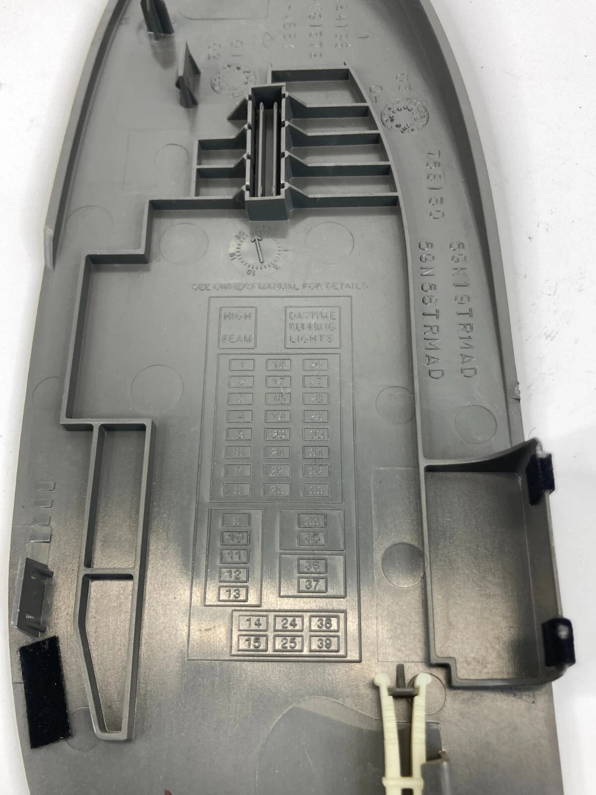 2005-2007 JEEP LIBERTY FRONT LEFT SIDE DASH END CAP COVER TRIM 5GK19TRMAD OEM