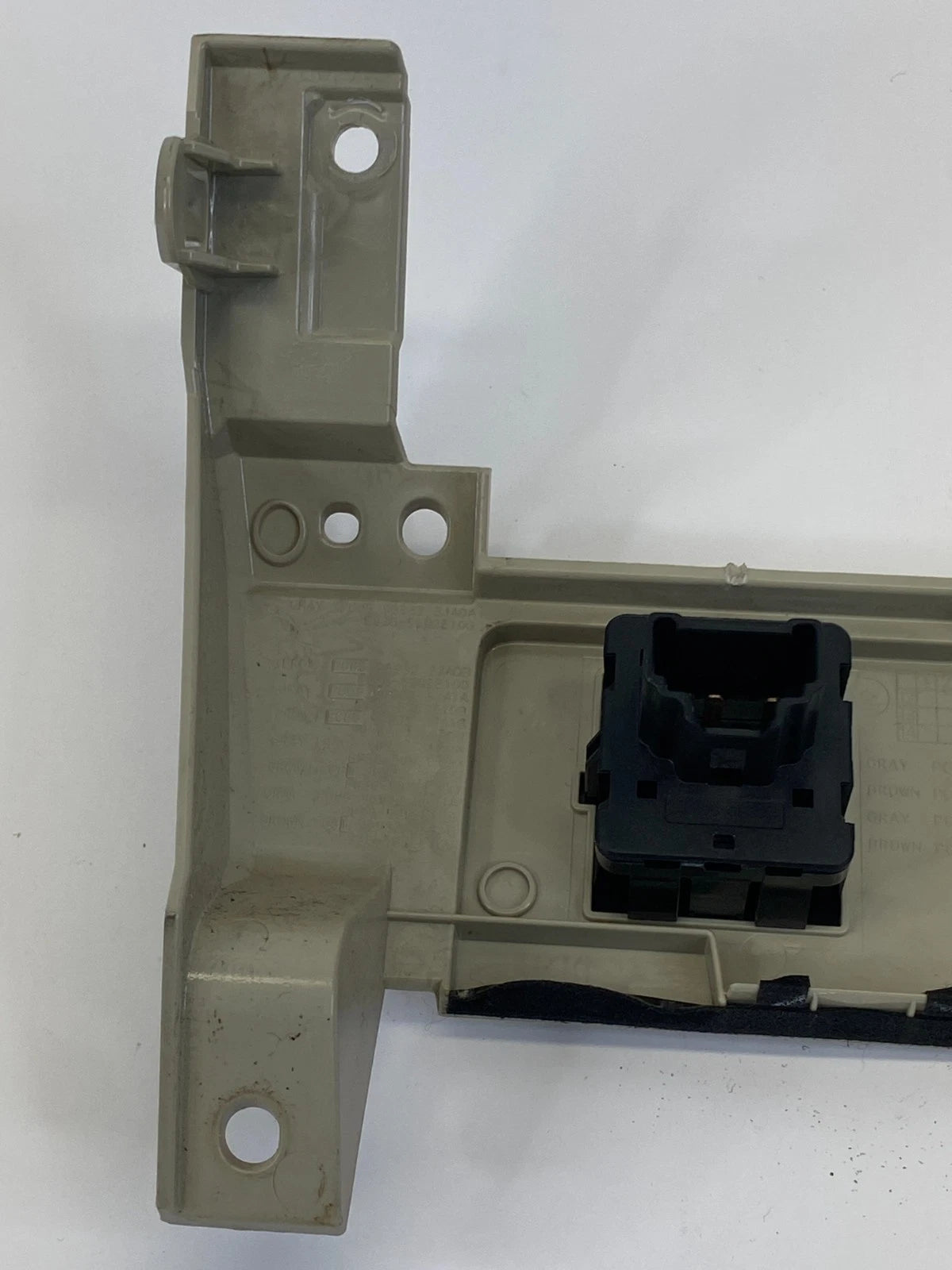 13-17 NISSAN PATHFINDER REAR CONSOLE 120V AC POWER OUTLET BEZEL TRIM OEM FACTORY