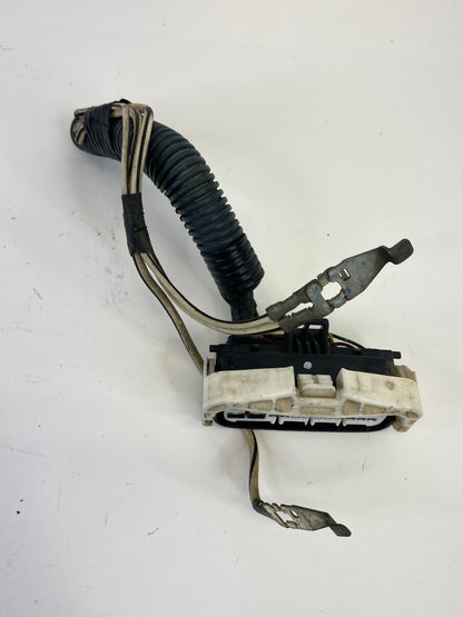 2002 2003 Lexus ES300 3.0L FWD ABS Anti Lock Brake Pump Connector Plug OEM