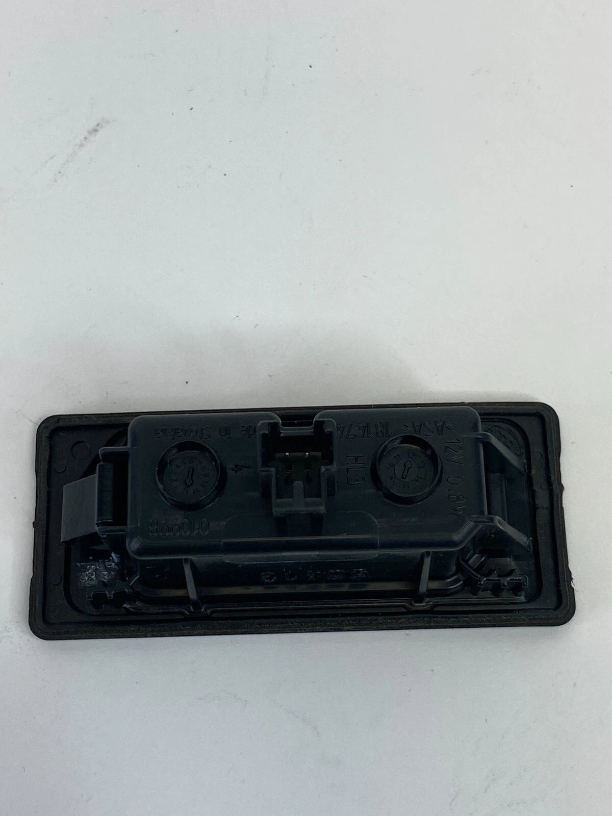 13 14 15 16 17 AUDI A4 QUATTRO REAR TRUNK LICENSE PLATE LIGHT LAMP 4G0-943-021