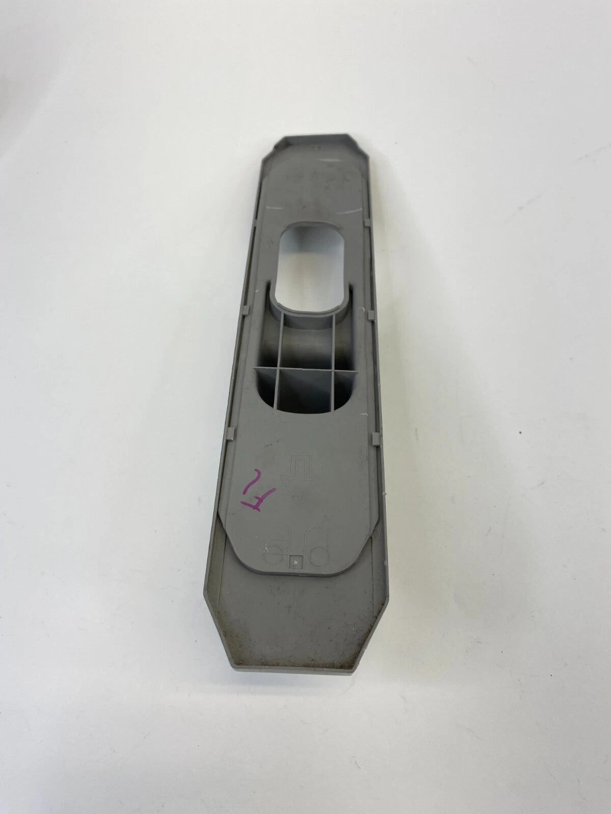 2004 2005 04 05 TOYOTA RAV4 FRONT LEFT DRIVER SEAT BELT ADJUSTER COVER TRIM OEM