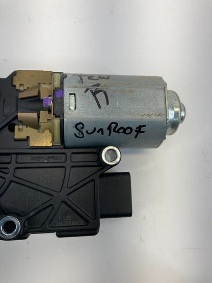 2013 2014 Hyundai Santa Fe Sport Rear Right Side Sunroof Sun Roof Motor Assy OEM