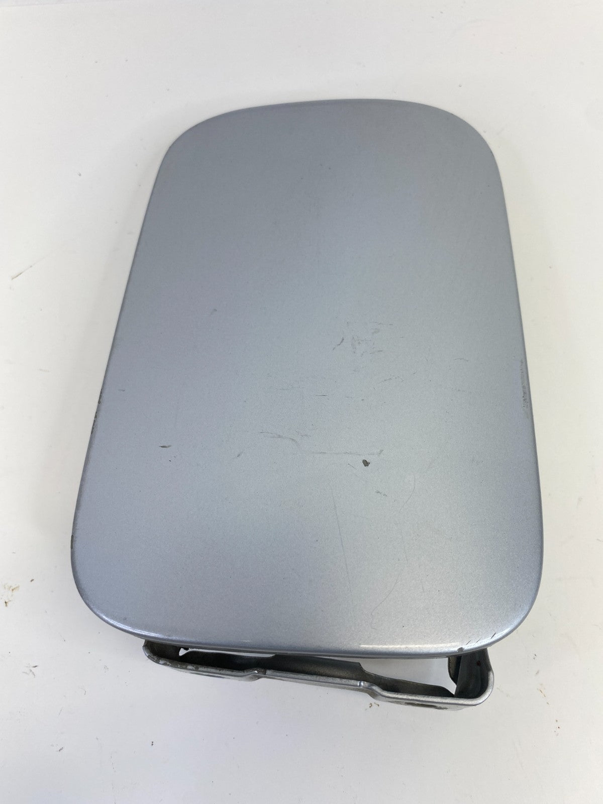 1998-2002 Mercedes-Benz E430 Fuel Filler Tank Door Gas Lid Cover A2105840839