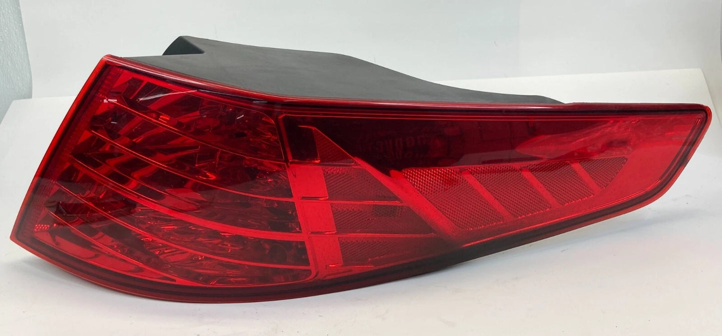 2012 2013 KIA OPTIMA REAR RIGHT PASSENGER OUTER TAIL LIGHT LAMP 92402-4C000 OEM