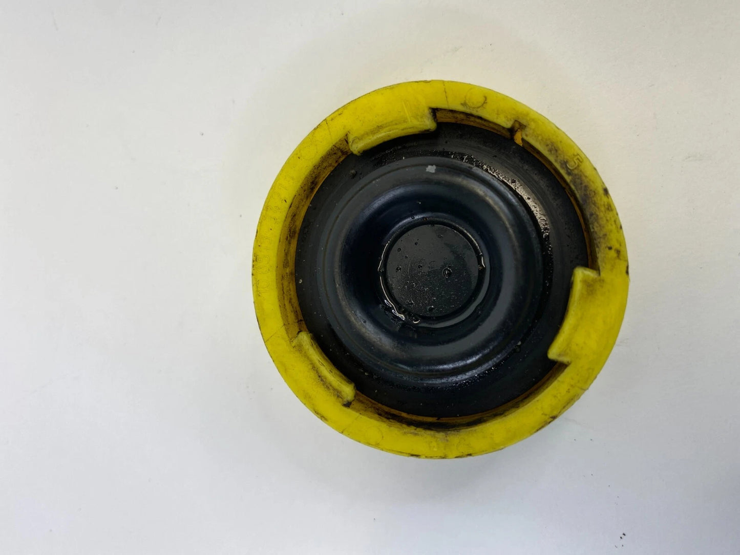 2001-2010 JEEP GRAND CHEROKEE BRAKE MASTER CYLINDER RESERVOIR COVER CAP OEM