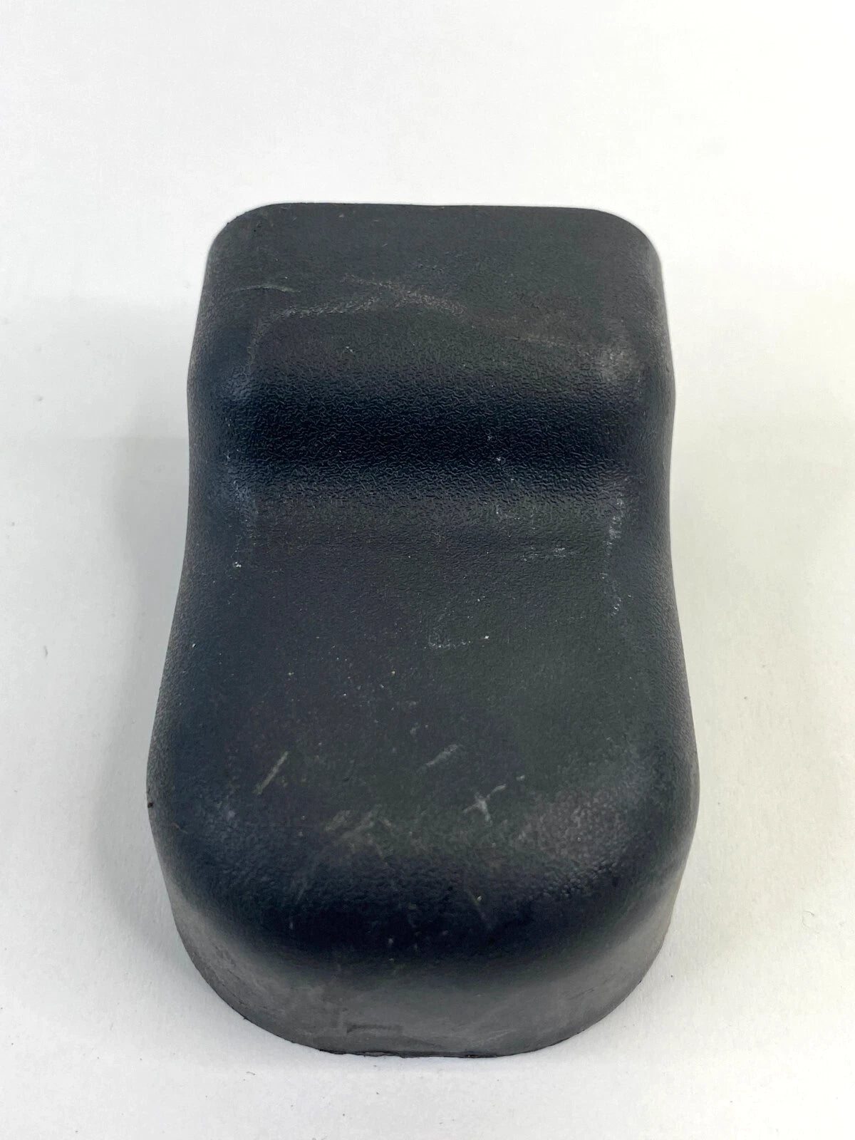 07-10 HYUNDAI ELANTRA FRONT SEAT INNER TRACK RAIL CAP COVER TRIM 88567-3K000 OEM